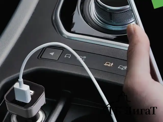 Зарядное устройство автомобильное SONNEN, 2 порта USB, выходной ток 2,1 А, черное-белое, 454796