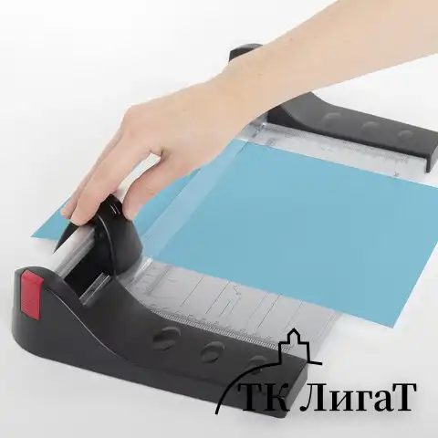 Резак роликовый BRAUBERG EXTRA A4, до 10 л, длина реза 320 мм, металлическое основание, 532325
