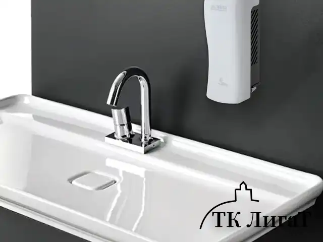 Дозатор для жидкого мыла LAIMA PROFESSIONAL ORIGINAL, НАЛИВНОЙ, 0,8 л, белый, ABS-пластик, 605774