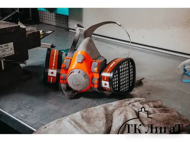 Полумаска фильтрующая Jeta Safety 6500, мягкий силиконовый материал, без фильтров, размер М, 6500-M
