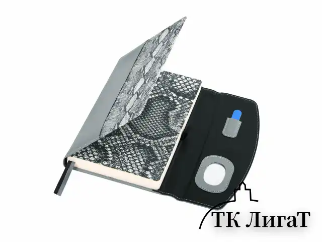 Ежедневник недатированный А5 155х213 мм BRAUBERG "Wild", под кожу, магнит, 160 л., SNAKE, серый, 116234