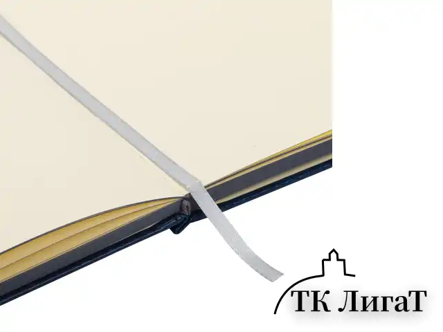 Скетчбук, слоновая кость 140 г/м2 130х210 мм, 80 л., КОЖЗАМ, застежка металл, BRAUBERG ART CLASSIC, "Inspiration", под кожу, синий, 116465