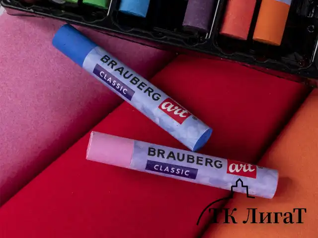 Пастель масляная художественная BRAUBERG ART CLASSIC, УТОЛЩЕННАЯ, 12 цветов, круглое сечение, 181450