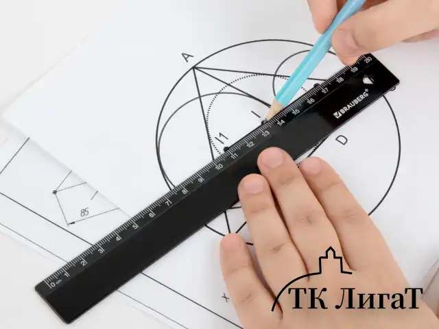 Линейка пластиковая 20 см, BRAUBERG, черная, 210829