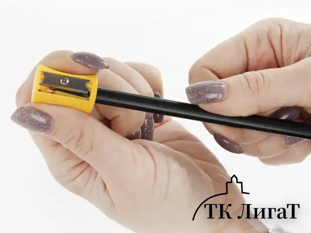 Точилка ПИФАГОР, без контейнера, пластиковая, ассорти, 226531