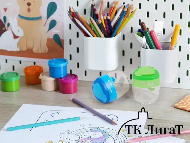 Точилки BRAUBERG KIDS "MAXI", 2 ШТУКИ, 2 отверстия, с большим контейнером, трехгранный корпус, цвета ассорти, блистер, 271947