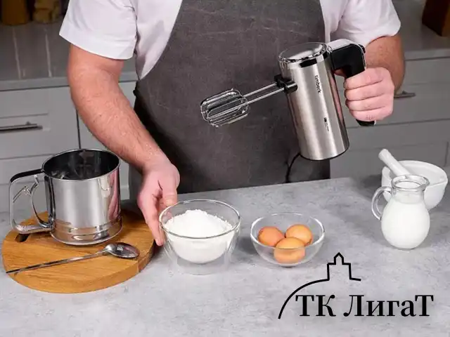 Миксер TIMBERK T-HM40S49, 550 Вт, 5 скоростей, 2 венчика, 2 крюка для теста, подставка, стальной