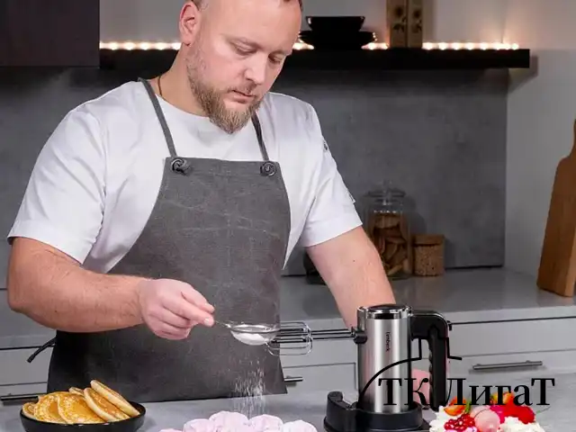 Миксер TIMBERK T-HM40S49, 550 Вт, 5 скоростей, 2 венчика, 2 крюка для теста, подставка, стальной