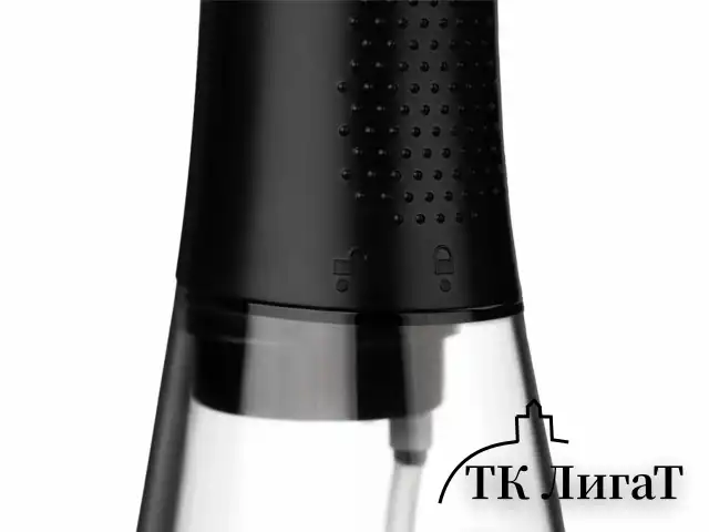 Ирригатор для полости рта REVYLINE RL 450 New, портативный, емкость резервуара 0,3 л, 5 насадок, черный, 7993