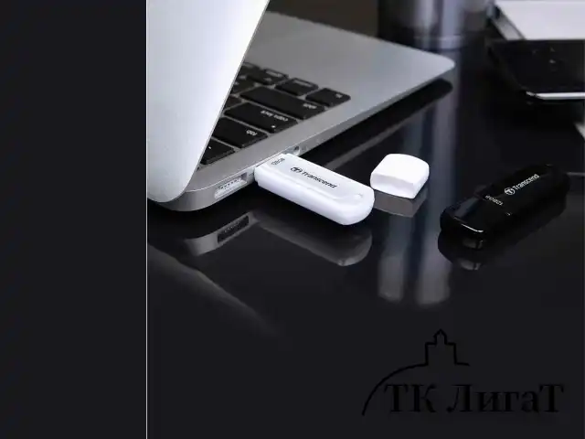 Флеш-диск 64 GB TRANSCEND JetFlash 730, USB 3.1, белый, TS64GJF730