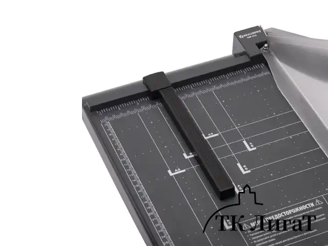 Резак сабельный BRAUBERG KATANA TSP-412, А4, на 12 л., длина реза 330 мм, пластиковое основание, защитный экран, 532987